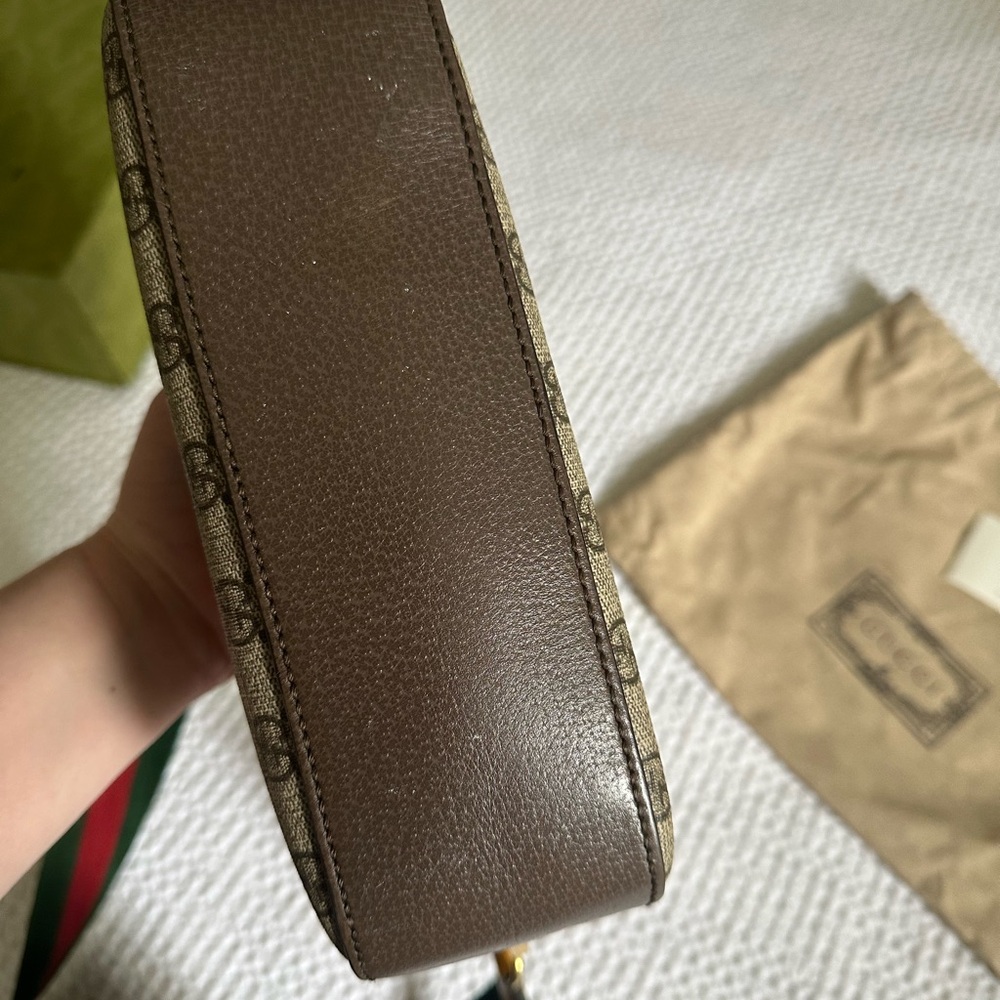 Gucci Logo Neo Vintage camera bag - Picture 8 of 16